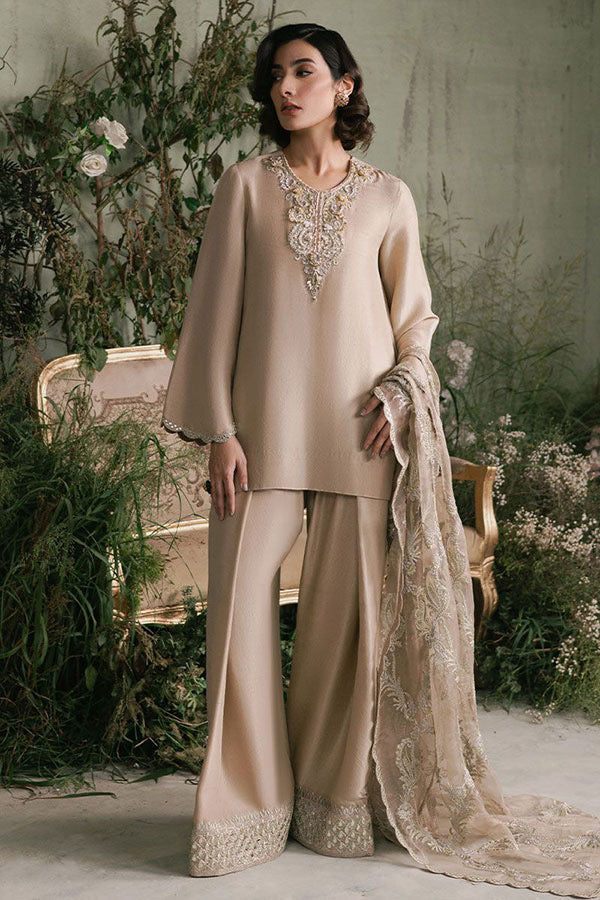 HC Dune11 (FAIZA SAQLAIN)