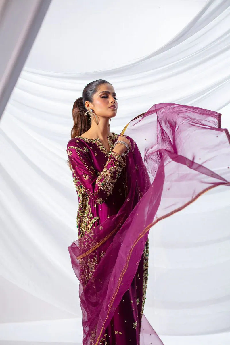 Expressive Magenta --Elegant Design